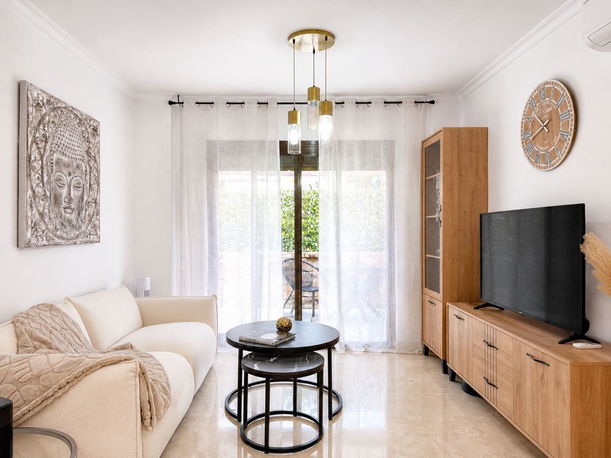 Apartamento de 2 habitaciones en Marbella en venta con piscina garaje - 529.000 € (Ref: 9974045)
