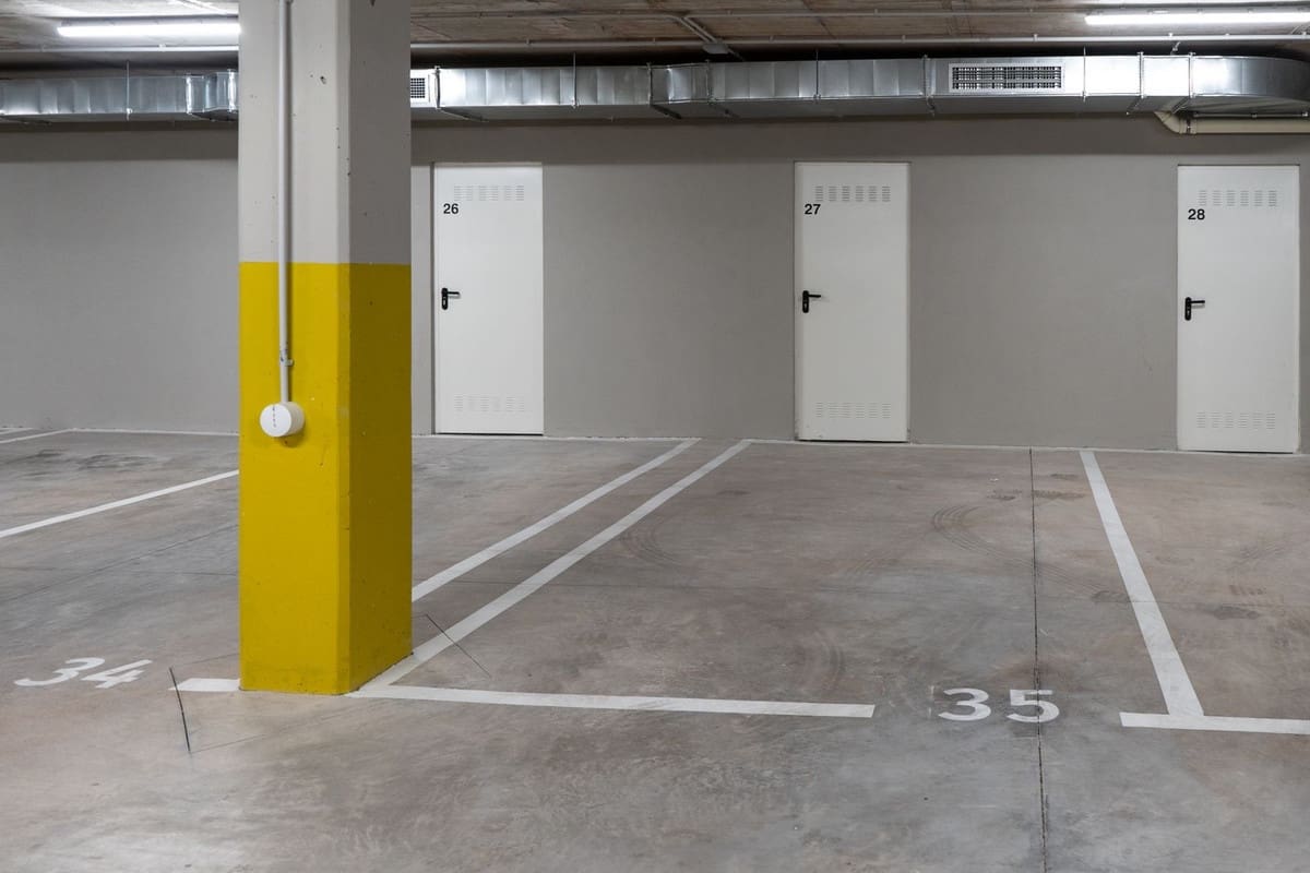 2 sovrum Lägenhet till salu i Estepona med pool garage - 549 000 € (Ref: 9974046)