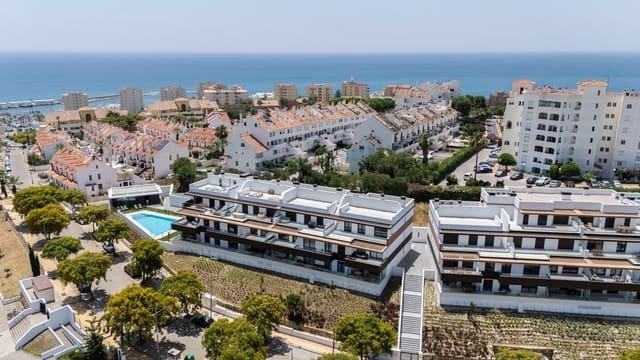 2 sovrum Lägenhet till salu i Estepona med pool garage - 549 000 € (Ref: 9974046)