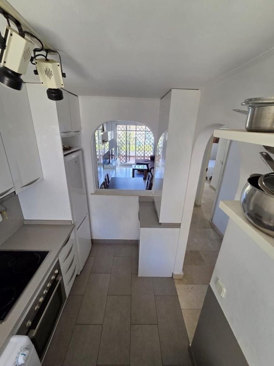 Apartamento de 2 habitaciones en Nueva Andalucia en venta con piscina - 500.000 € (Ref: 9974049)