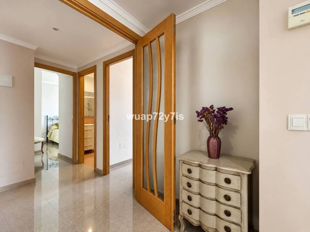 2 slaapkamer Appartement te koop in Fuengirola - € 499.500 (Ref: 9974050)