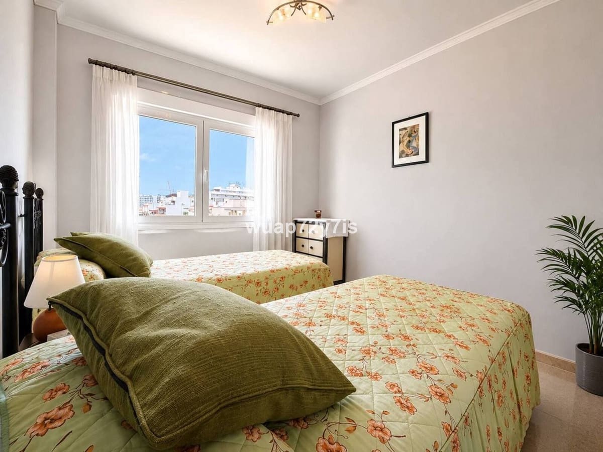 2 slaapkamer Appartement te koop in Fuengirola - € 499.500 (Ref: 9974050)