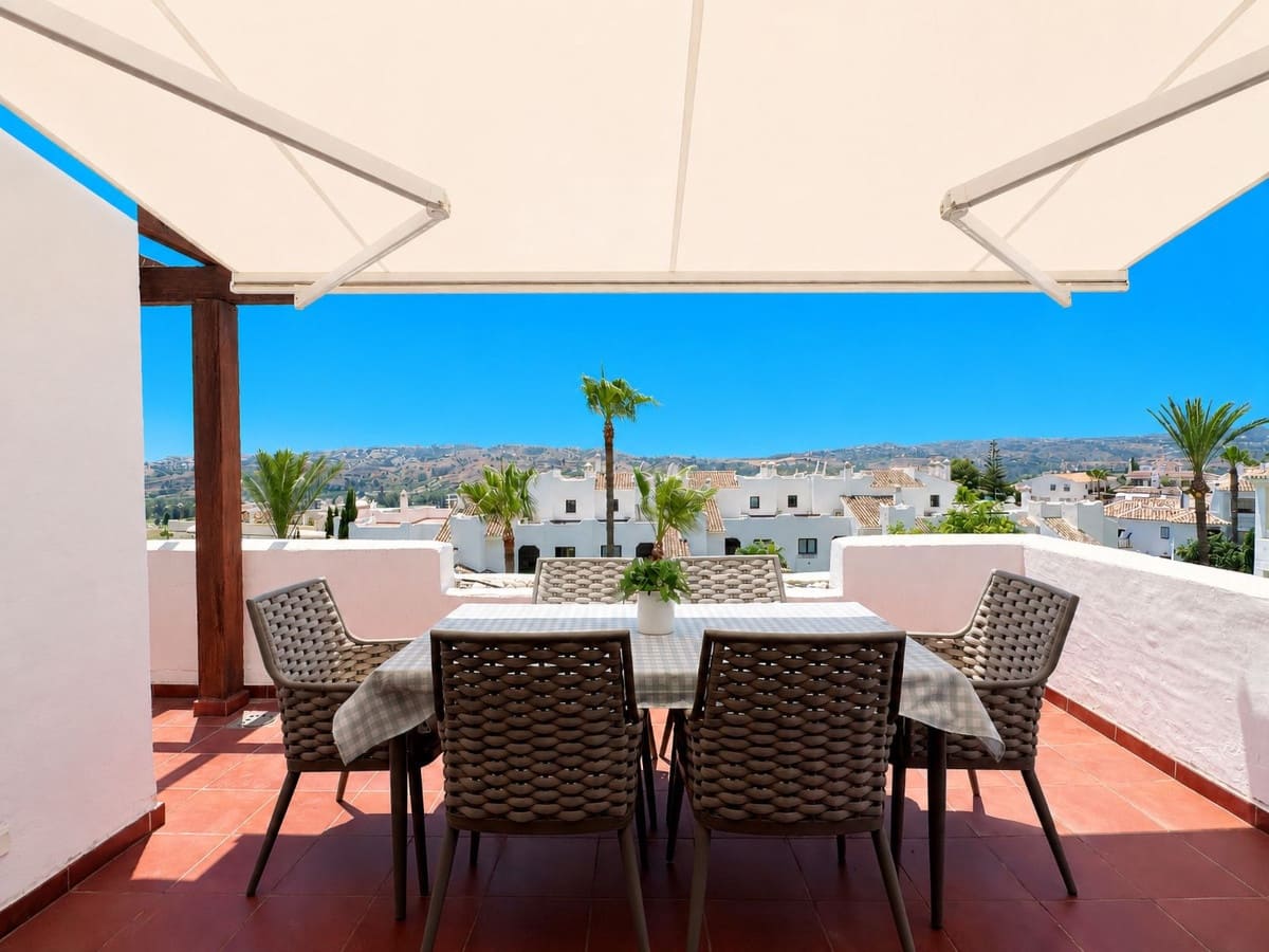 4 soveværelse Lejlighed til salg i Mijas Golf med swimmingpool - € 495.000 (Ref: 9974051)
