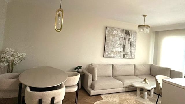 2 soverom Leilighet til salgs i Nueva Andalucia, Marbella med svømmebasseng - € 520 000 (Ref: 9974052)