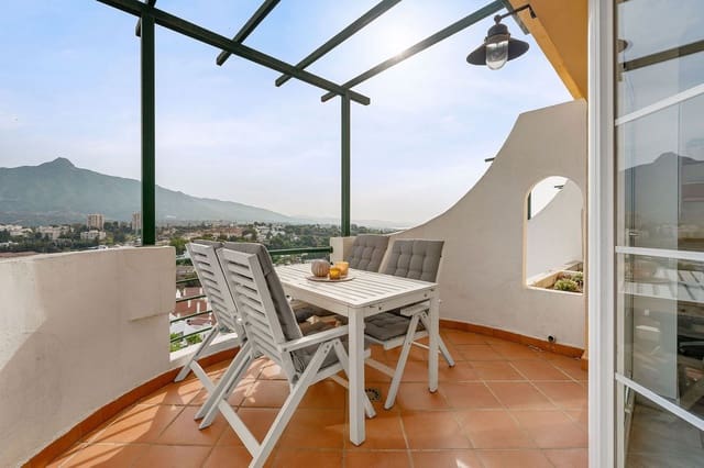 2 soverom Leilighet til salgs i Nueva Andalucia, Marbella med svømmebasseng garasje - € 549 000 (Ref: 9974053)