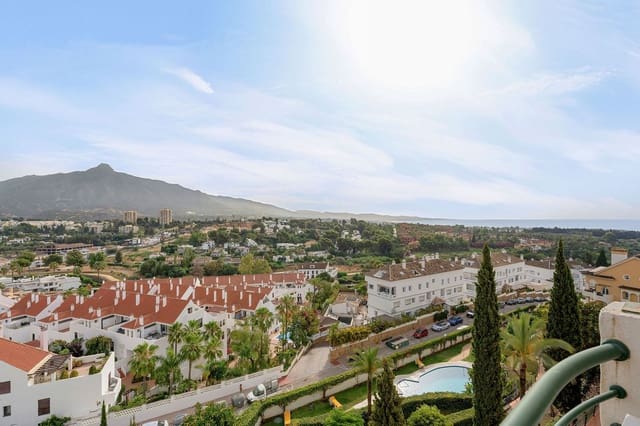 2 soverom Leilighet til salgs i Nueva Andalucia, Marbella med svømmebasseng garasje - € 549 000 (Ref: 9974053)