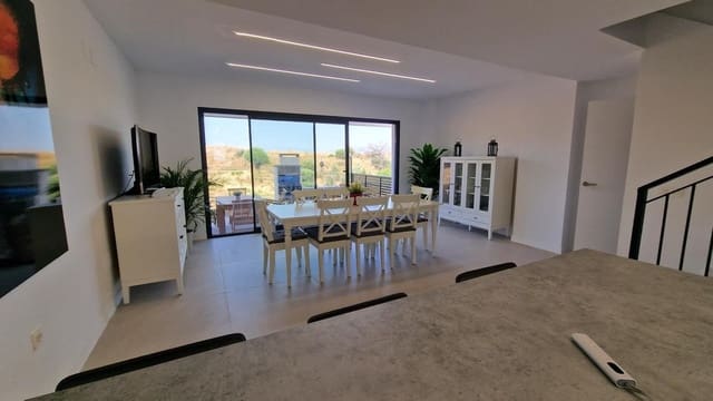 3 sypialnia Dom na sprzedaż w Alhaurín de la Torre z basenem garażem - 547 000 € (Ref: 9974054)