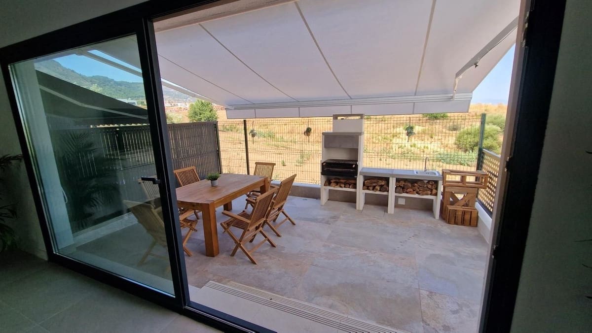 3 bedroom Townhouse for sale in Alhaurin de la Torre with pool garage - € 547,000 (Ref: 9974054)