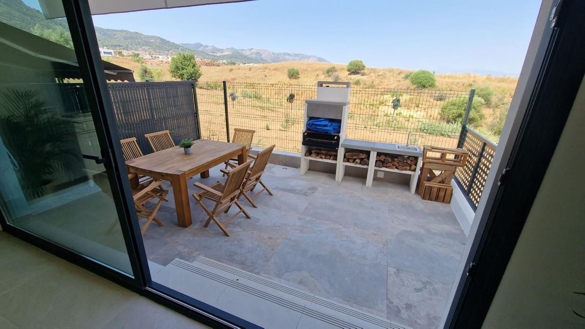 3 bedroom Townhouse for sale in Alhaurin de la Torre with pool garage - € 547,000 (Ref: 9974054)