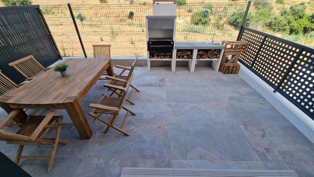 3 bedroom Townhouse for sale in Alhaurin de la Torre with pool garage - € 547,000 (Ref: 9974054)