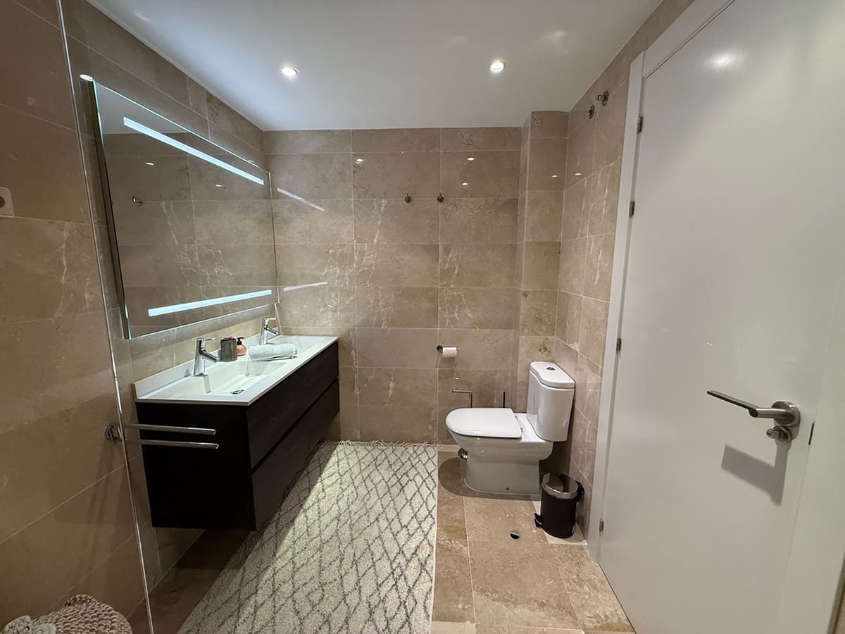 3 soverom Leilighet til salgs i La Mairena med svømmebasseng garasje - € 499 000 (Ref: 9974055)