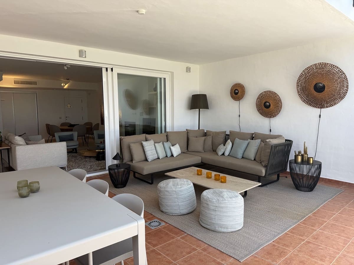 3 soverom Leilighet til salgs i La Mairena med svømmebasseng garasje - € 499 000 (Ref: 9974055)