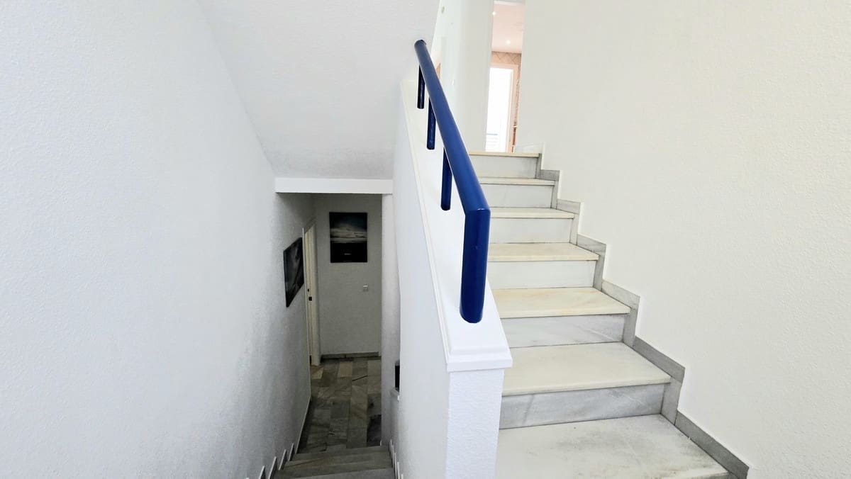 3 soveværelse Byhus til salg i Mijas Costa - € 550.000 (Ref: 9974058)