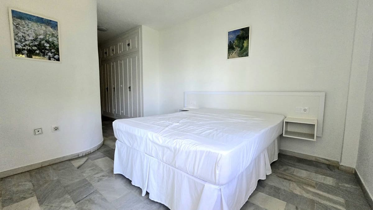 3 soveværelse Byhus til salg i Mijas Costa - € 550.000 (Ref: 9974058)