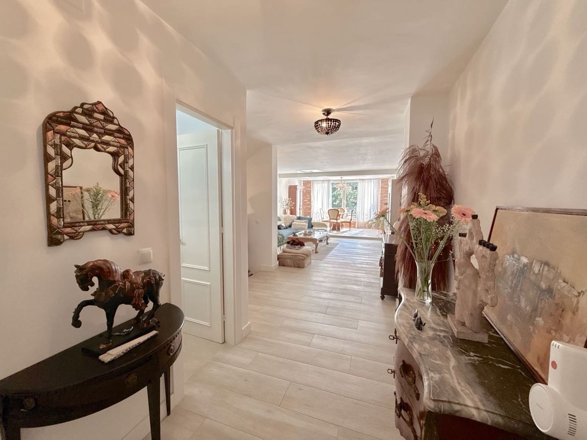 3 bedroom Townhouse for sale in Mijas Costa with pool garage - € 559,000 (Ref: 9974059)