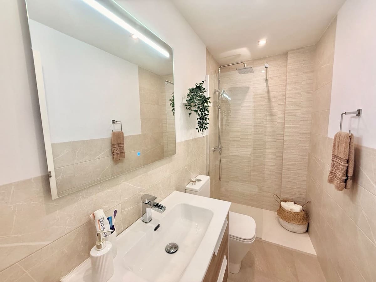 3 bedroom Townhouse for sale in Mijas Costa with pool garage - € 559,000 (Ref: 9974059)