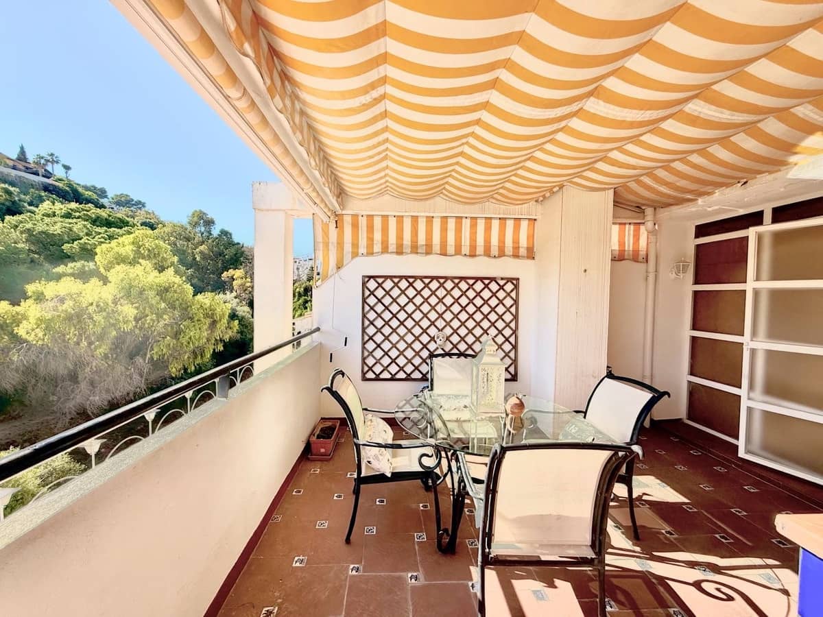 3 bedroom Townhouse for sale in Mijas Costa with pool garage - € 559,000 (Ref: 9974059)