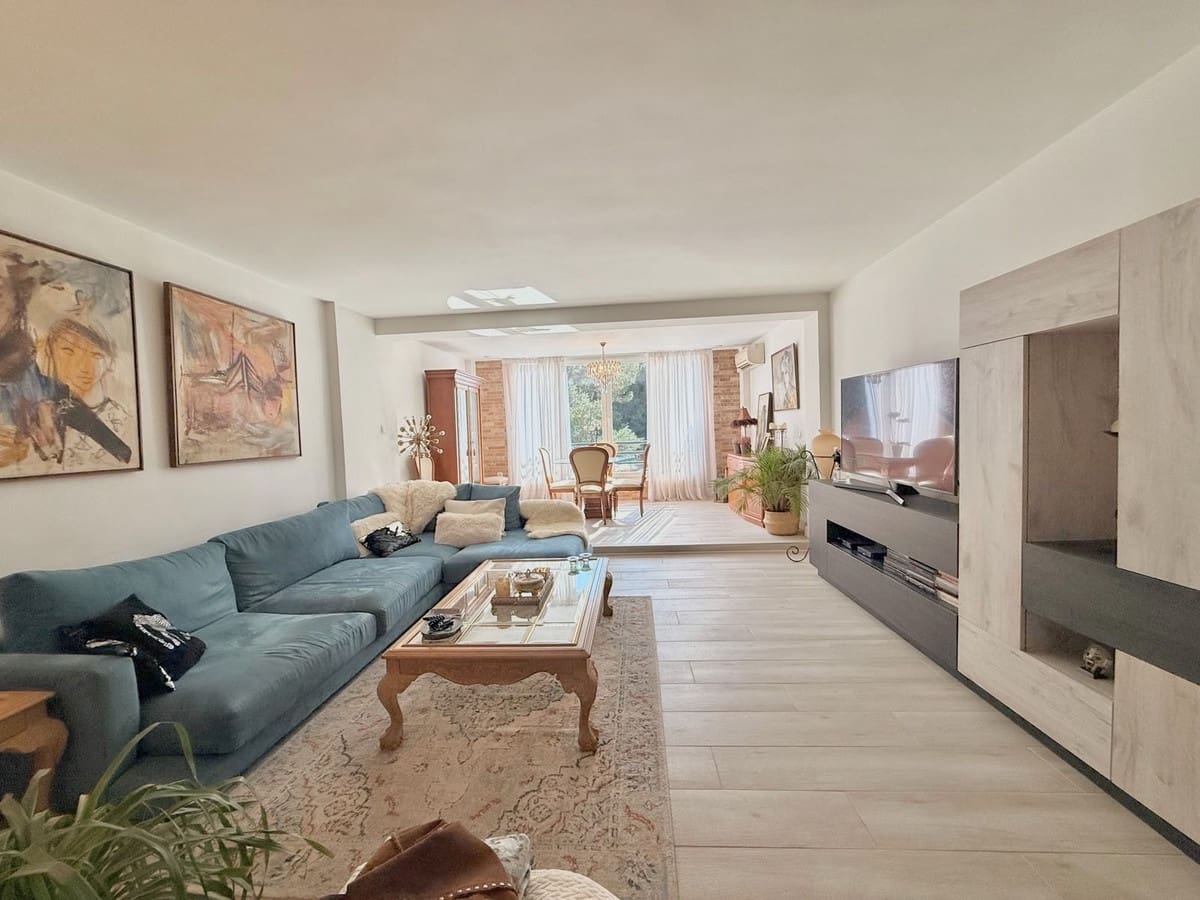 3 bedroom Townhouse for sale in Mijas Costa with pool garage - € 559,000 (Ref: 9974059)