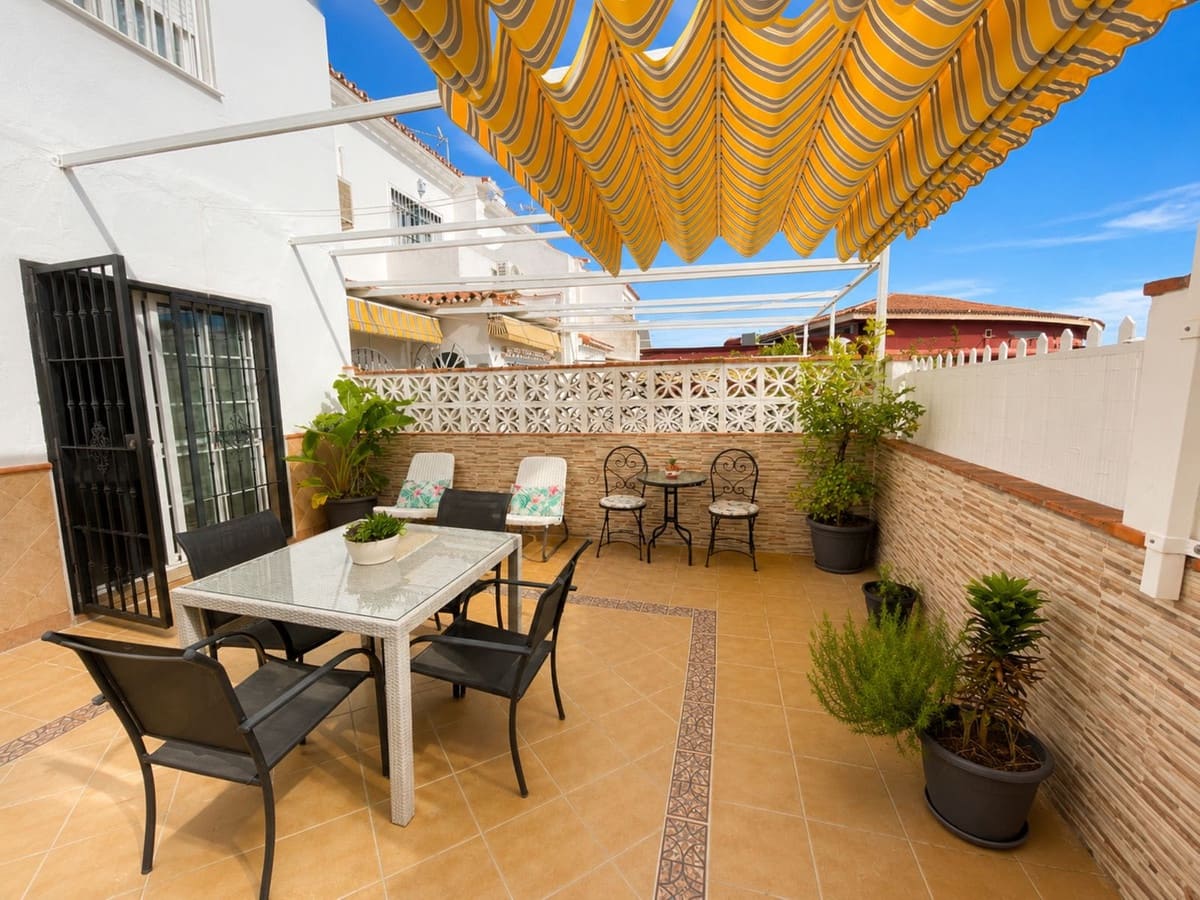Casa de 3 habitaciones en Alhaurín de la Torre en venta con piscina garaje - 500.000 € (Ref: 9974060)
