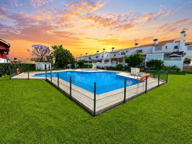 3 soveværelse Byhus til salg i Alhaurín de la Torre med swimmingpool garage - € 501.000 (Ref: 9974060)