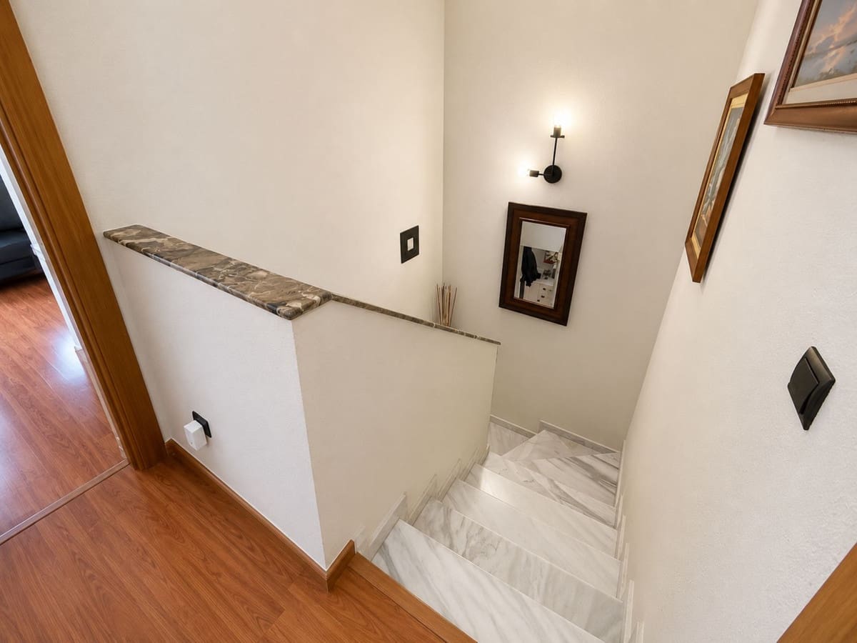 Casa de 3 habitaciones en Alhaurín de la Torre en venta con piscina garaje - 500.000 € (Ref: 9974060)