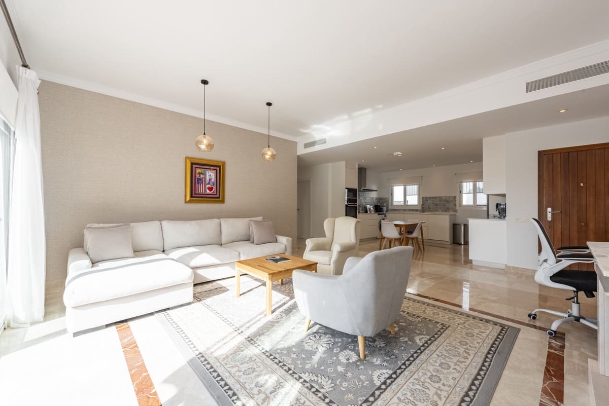 2 slaapkamer Appartement te koop in Benahavis met zwembad - € 549.000 (Ref: 9974061)