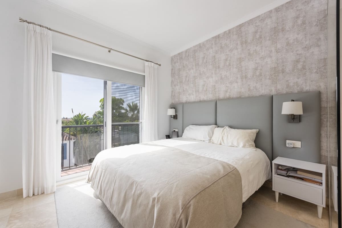 2 slaapkamer Appartement te koop in Benahavis met zwembad - € 549.000 (Ref: 9974061)