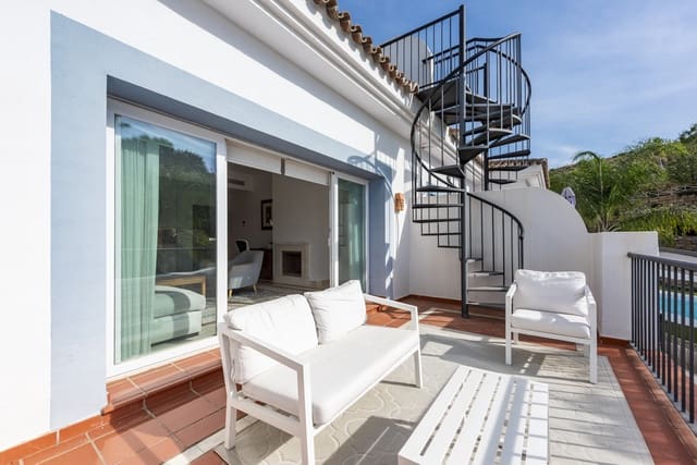 2 slaapkamer Appartement te koop in Benahavís met zwembad - € 549.000 (Ref: 9974061)