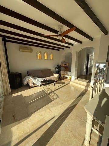 3 soverom Hus til salgs i Calahonda, Mijas med svømmebasseng - € 568 000 (Ref: 9974062)