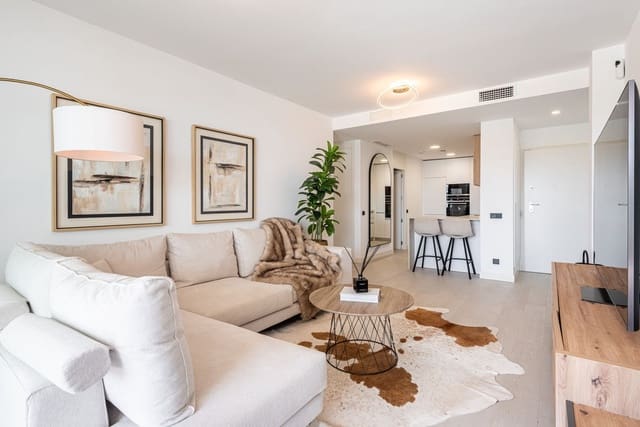 2 soveværelse Lejlighed til salg i Los Monteros, Marbella med swimmingpool garage - € 540.000 (Ref: 9974065)