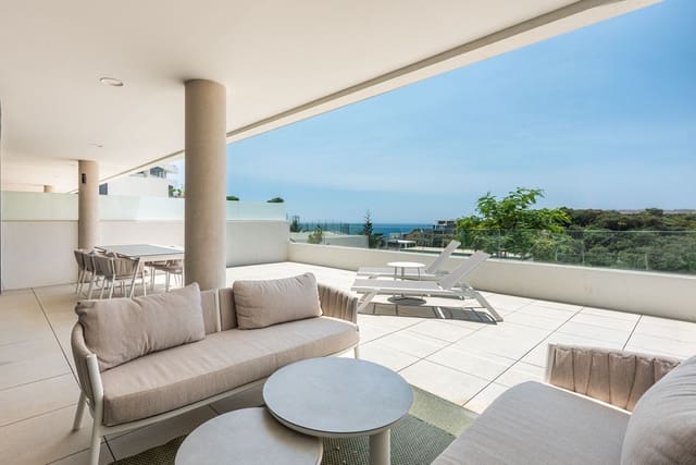 2 soveværelse Lejlighed til salg i Los Monteros, Marbella med swimmingpool garage - € 540.000 (Ref: 9974065)