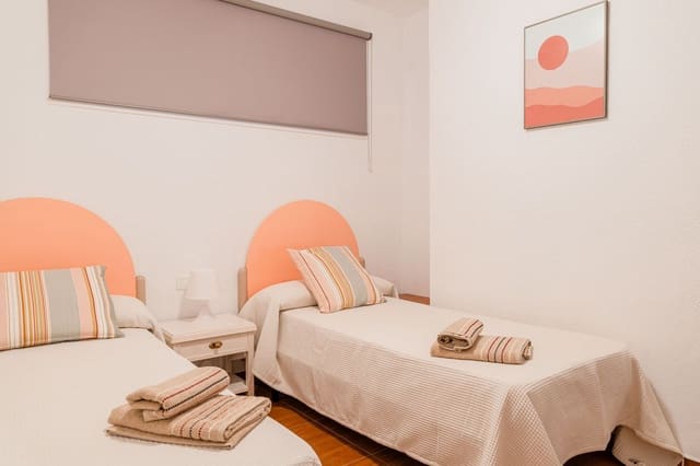 3 soverom Leilighet til salgs i Benalmadena Costa, Benalmádena - € 575 000 (Ref: 9974066)