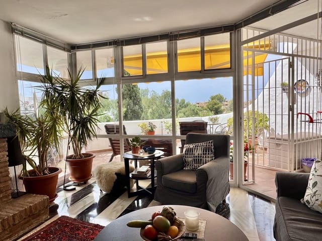 2 soveværelse Lejlighed til salg i Calahonda, Mijas med swimmingpool - € 379.000 (Ref: 9974067)