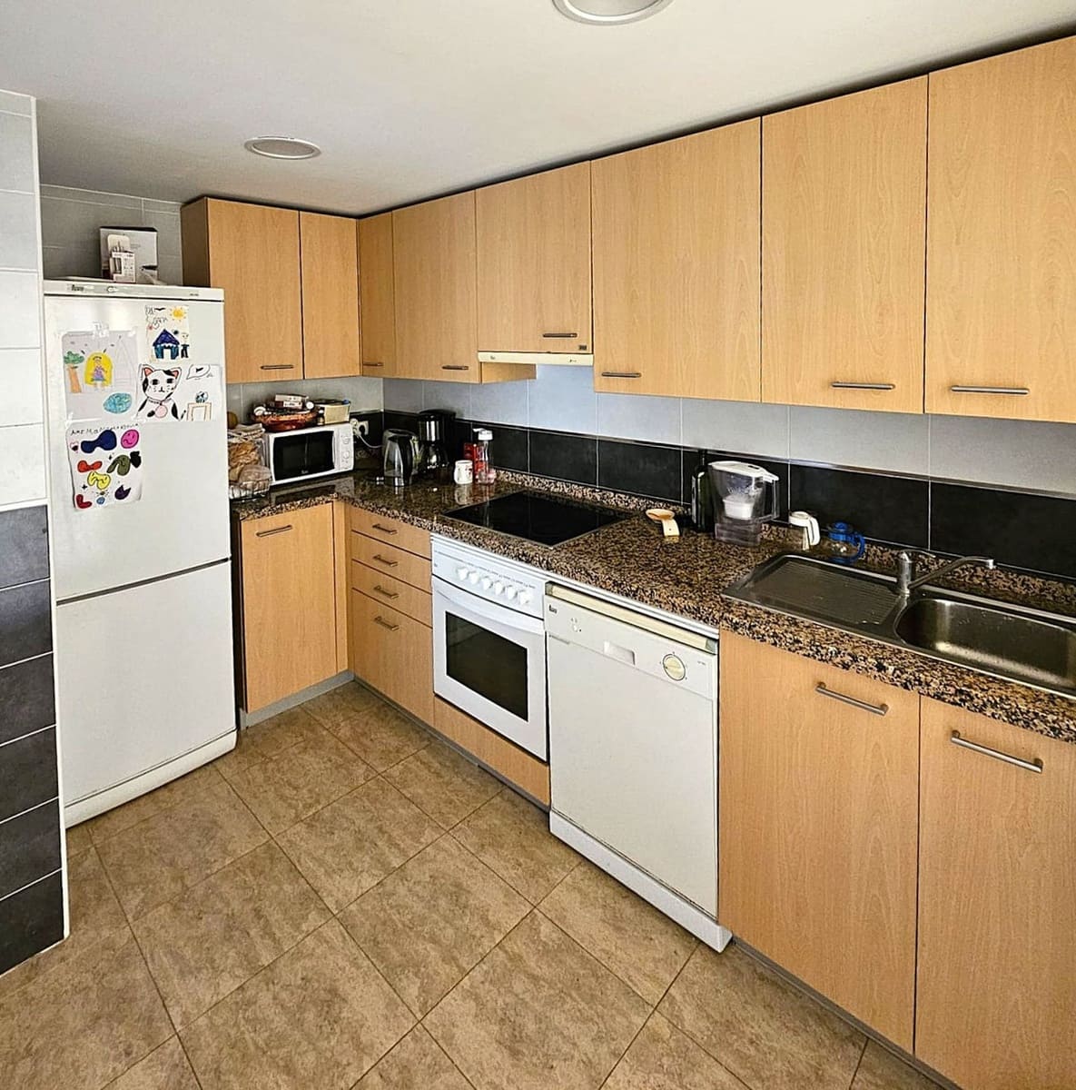 2 quarto Apartamento para venda em Estepona com garagem - 509 000 € (Ref: 9974068)