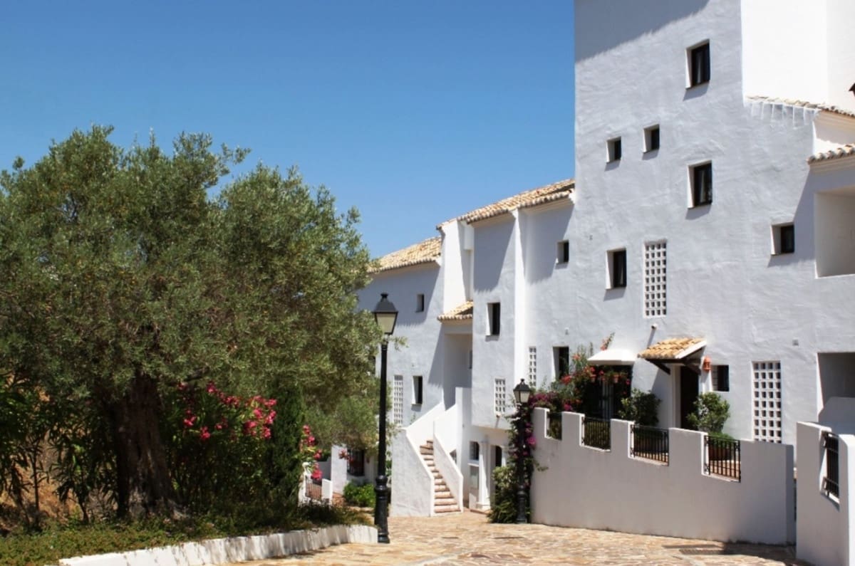 3 quarto Apartamento para venda em Marbella com piscina - 535 000 € (Ref: 9974070)