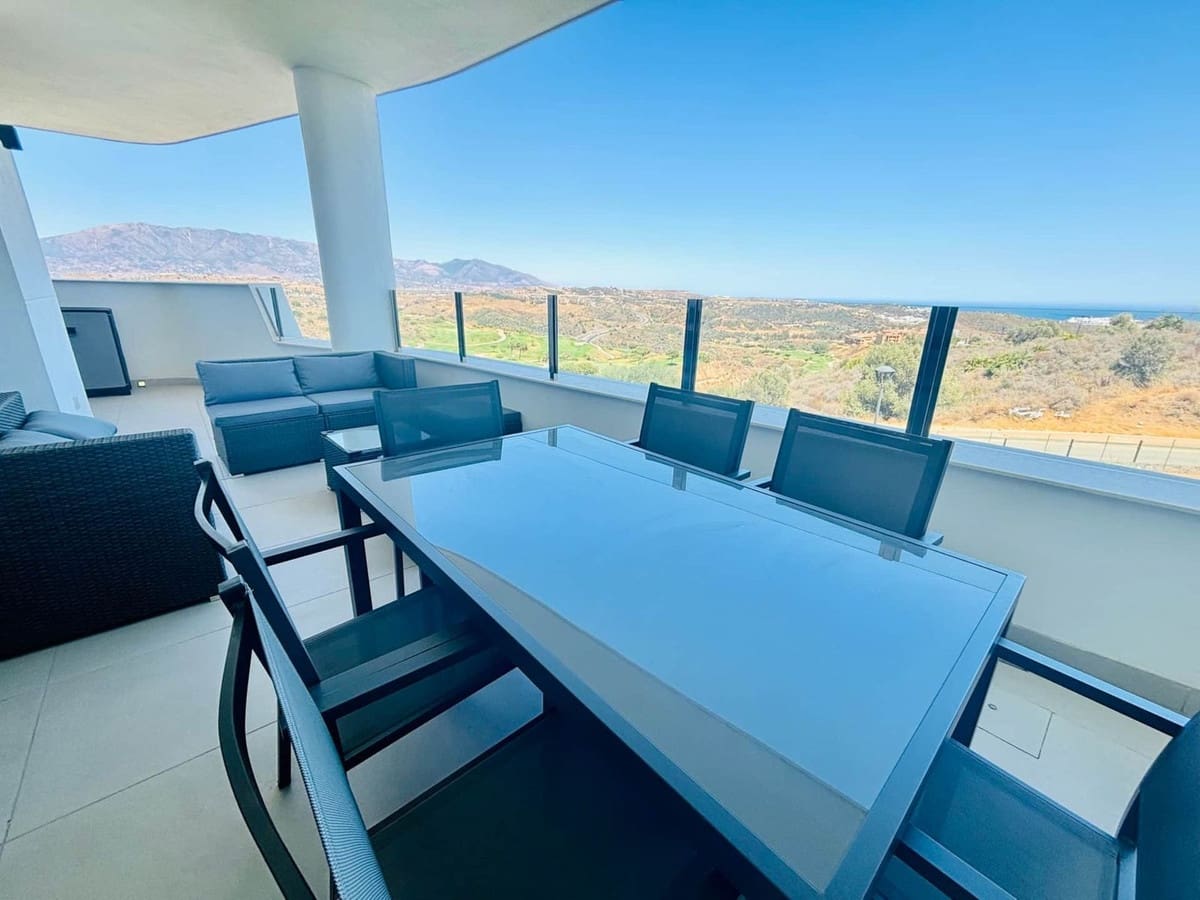 3 soveværelse Lejlighed til salg i La Cala de Mijas med swimmingpool garage - € 499.000 (Ref: 9974071)