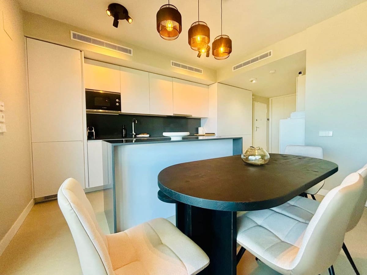 3 soveværelse Lejlighed til salg i La Cala de Mijas med swimmingpool garage - € 499.000 (Ref: 9974071)