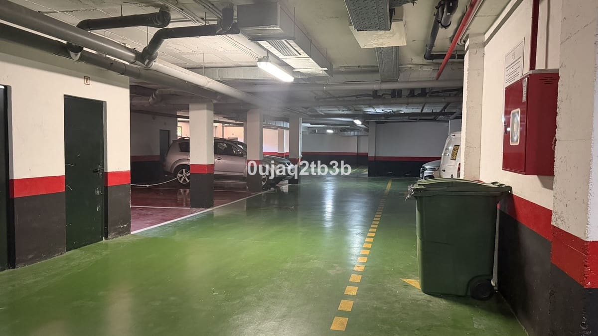 2 makuuhuone Huoneisto myytävänä paikassa Benahavis mukana uima-altaan 
autotalli - 526 000 € (Ref: 9974073)
