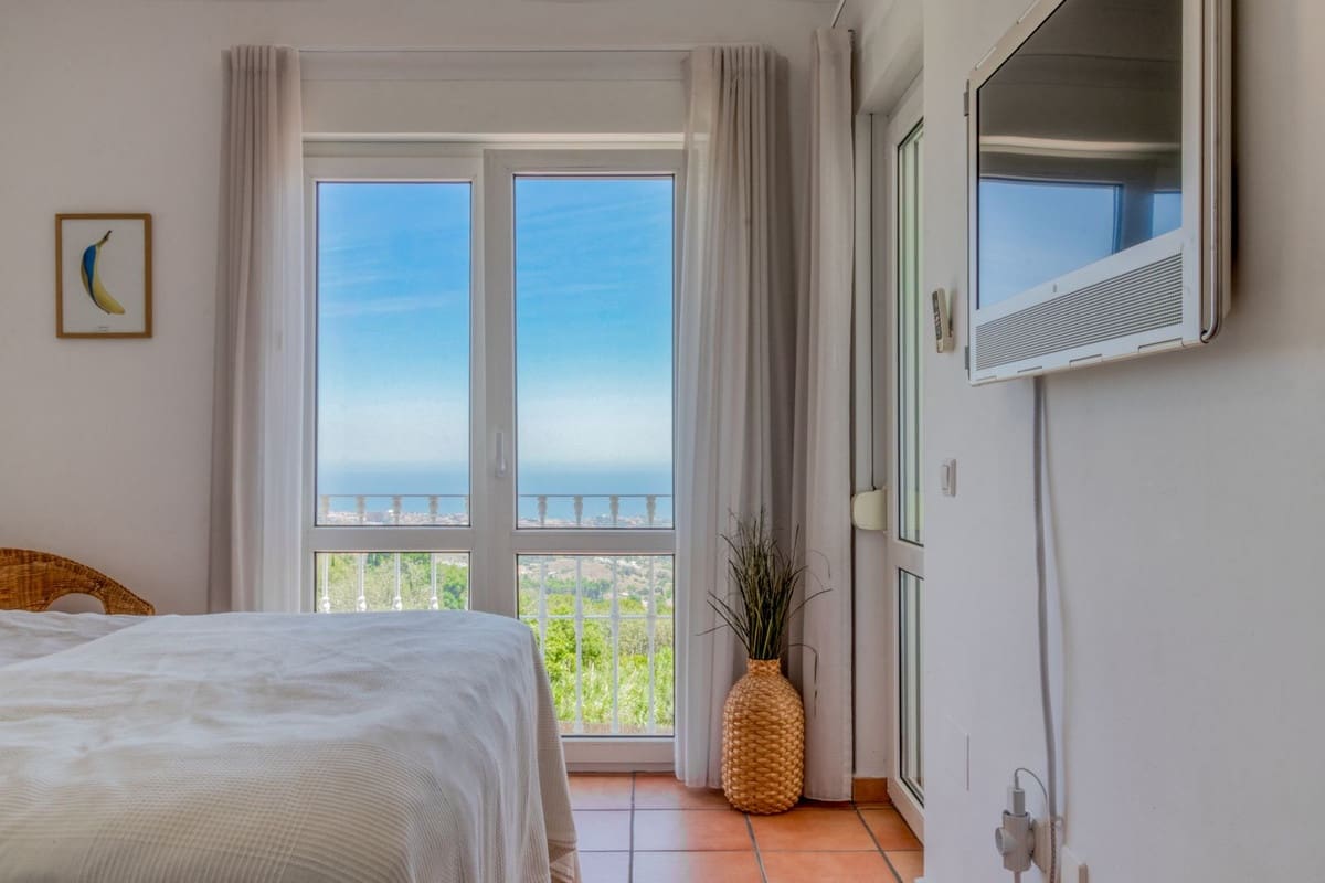 3 Zimmer Doppelhaus zu verkaufen in Mijas mit Pool - 495.000 € (Ref: 9974074)