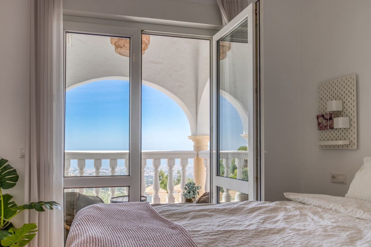 3 Zimmer Doppelhaus zu verkaufen in Mijas mit Pool - 495.000 € (Ref: 9974074)