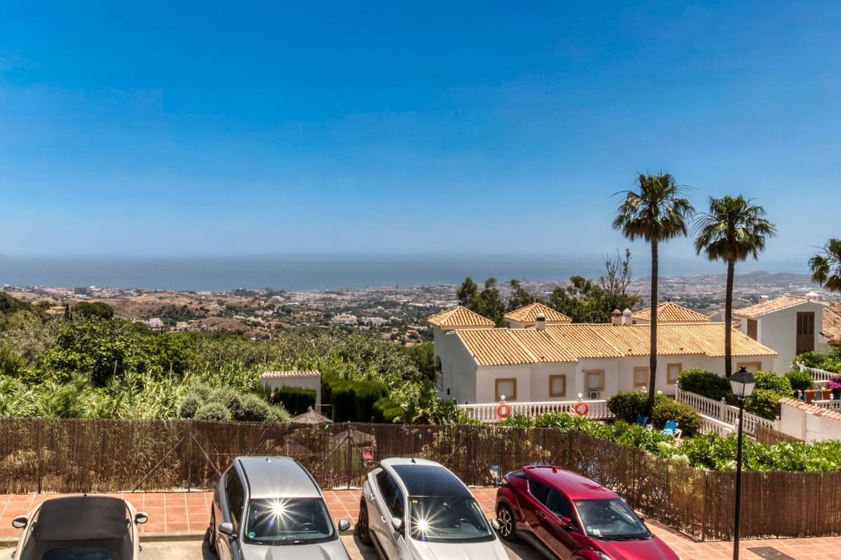 3 Zimmer Doppelhaus zu verkaufen in Mijas mit Pool - 495.000 € (Ref: 9974074)
