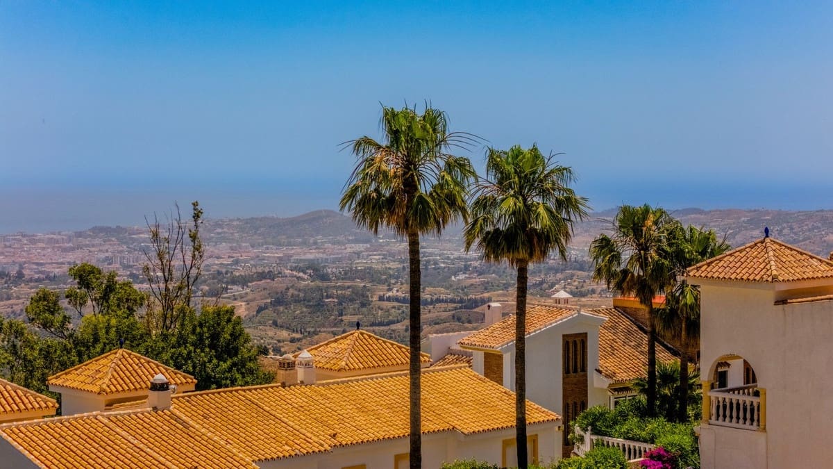 3 Zimmer Doppelhaus zu verkaufen in Mijas mit Pool - 495.000 € (Ref: 9974074)