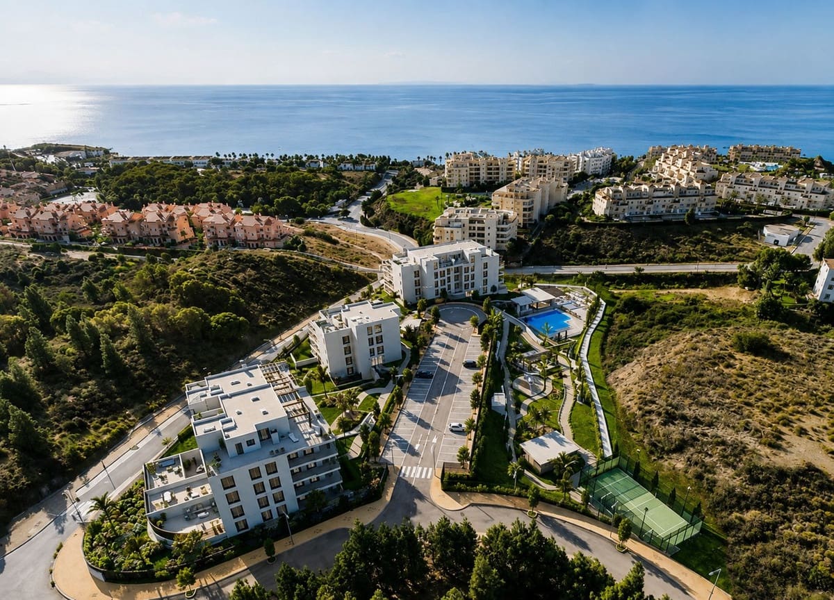 2 bedroom Apartment for sale in El Faro with pool - € 510,000 (Ref: 9974075)