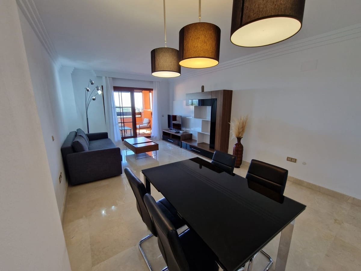 2 bedroom Apartment for sale in Benahavis with pool garage - € 549,500 (Ref: 9974076)