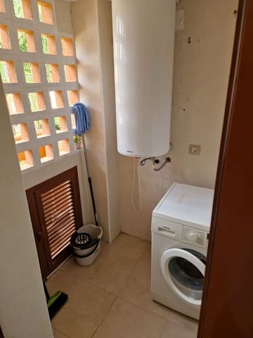 2 bedroom Apartment for sale in Benahavís with pool garage - € 549,500 (Ref: 9974076)