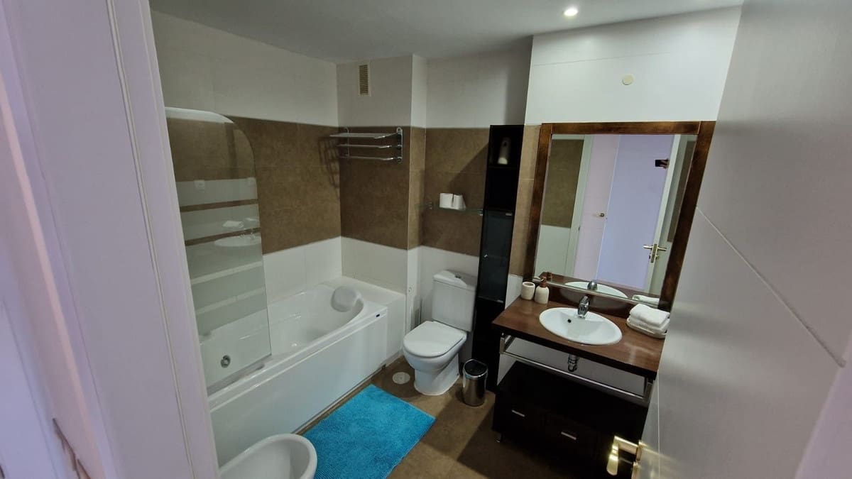2 bedroom Apartment for sale in Benahavis with pool garage - € 549,500 (Ref: 9974076)