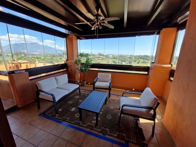 2 bedroom Apartment for sale in Benahavís with pool garage - € 549,500 (Ref: 9974076)