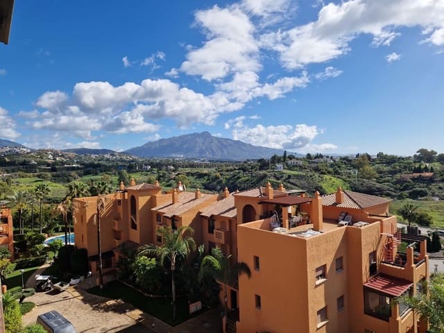 2 bedroom Apartment for sale in Benahavís with pool garage - € 549,500 (Ref: 9974076)
