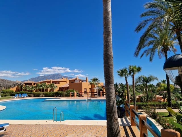 2 bedroom Apartment for sale in Benahavís with pool garage - € 549,500 (Ref: 9974076)