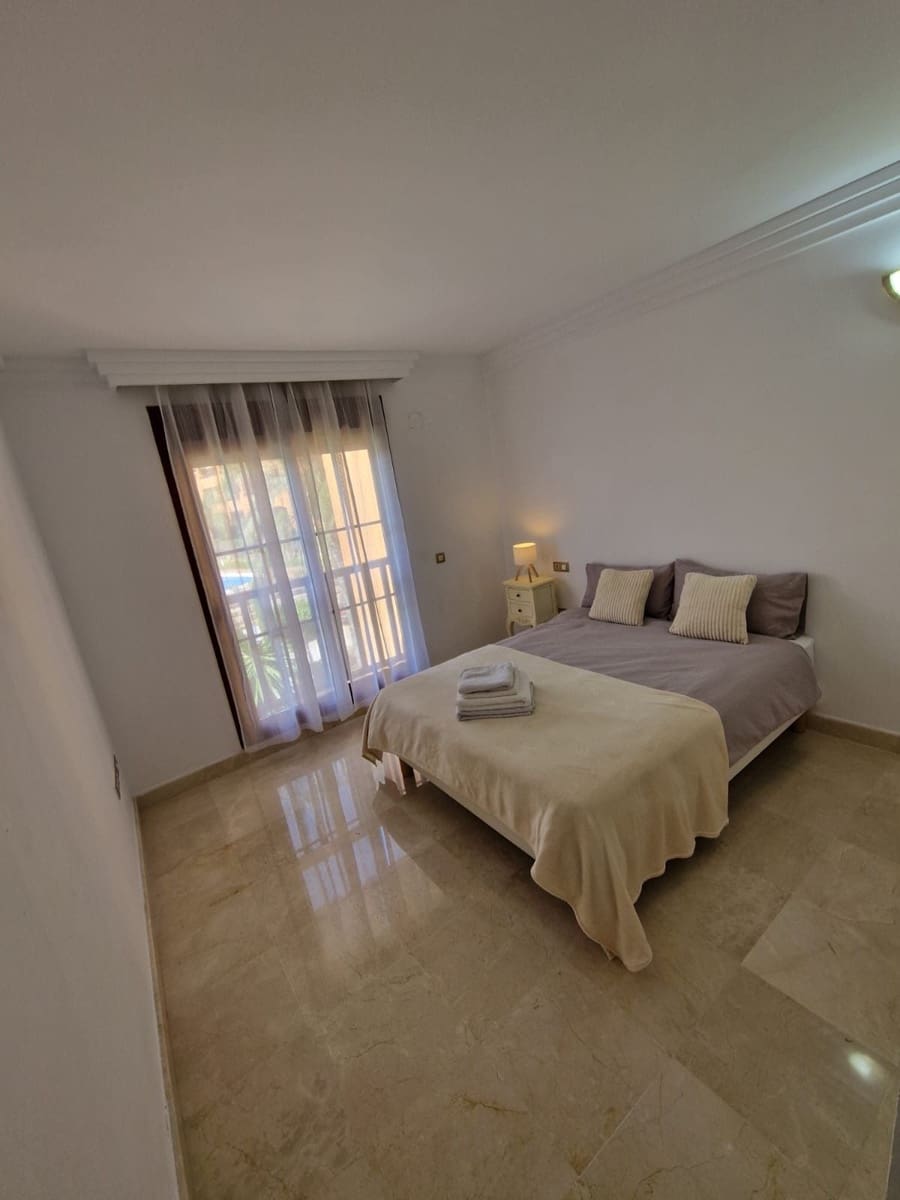 2 bedroom Apartment for sale in Benahavis with pool garage - € 549,500 (Ref: 9974076)